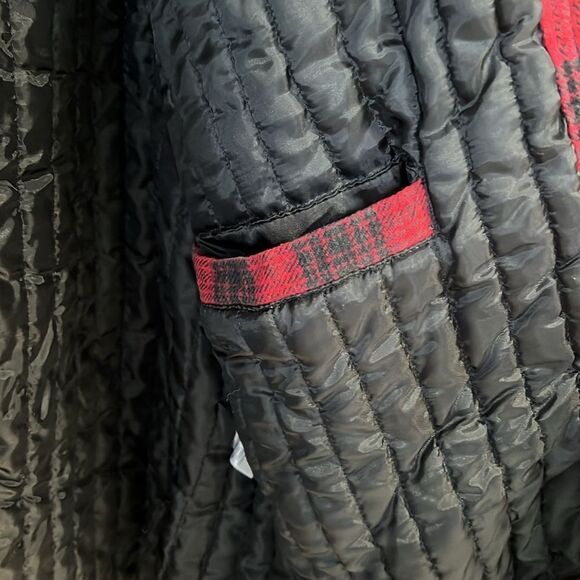 Cherokee Red and Black Heavy Shacket Size XL - Picture 13 of 15